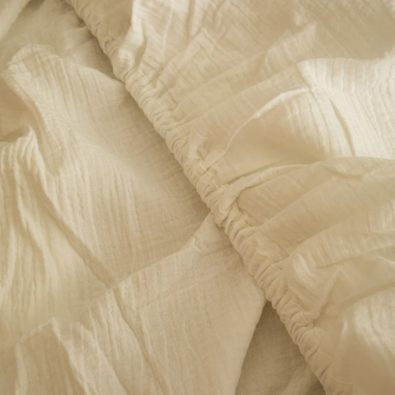 Muslin fitted sheet in Snow White